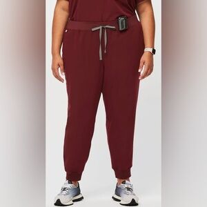 Figs Burgundy Zamora Joggers size 3XL